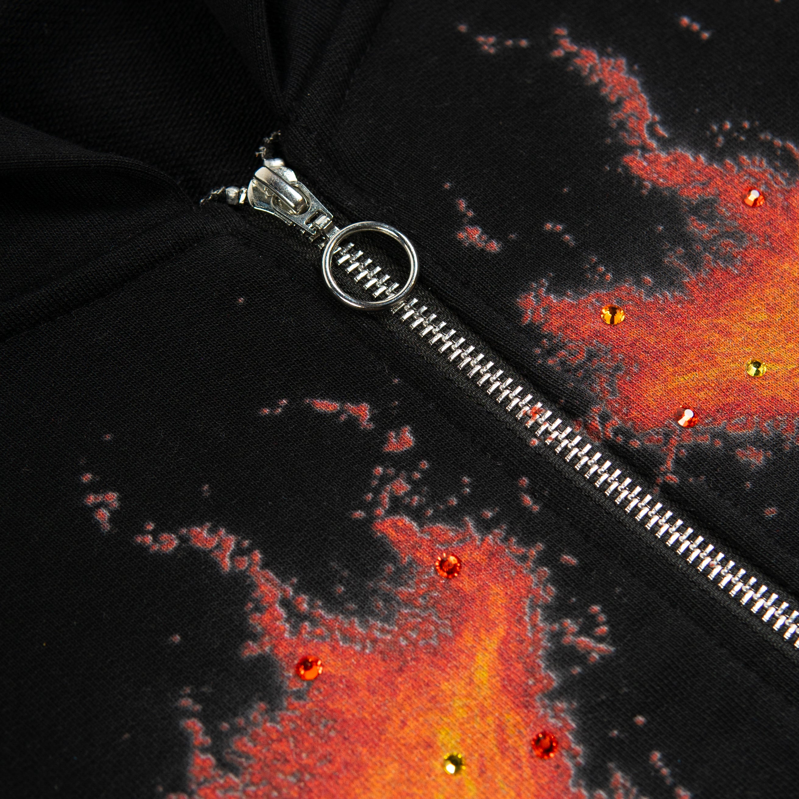 PREMIUM RHINESTONE BREEZY BOWL FLAME CROPPED HOODIE