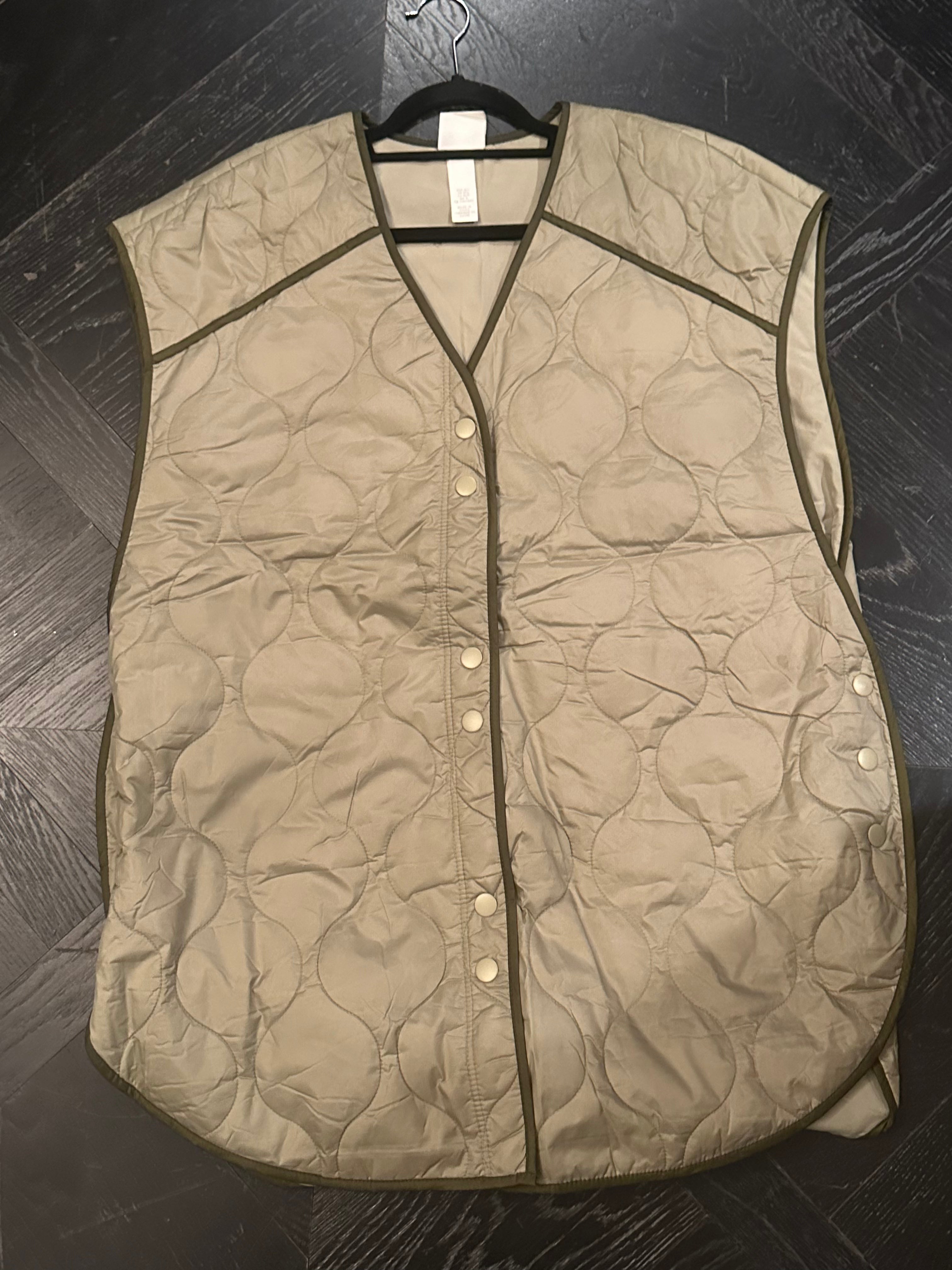 Chris Brown Vest