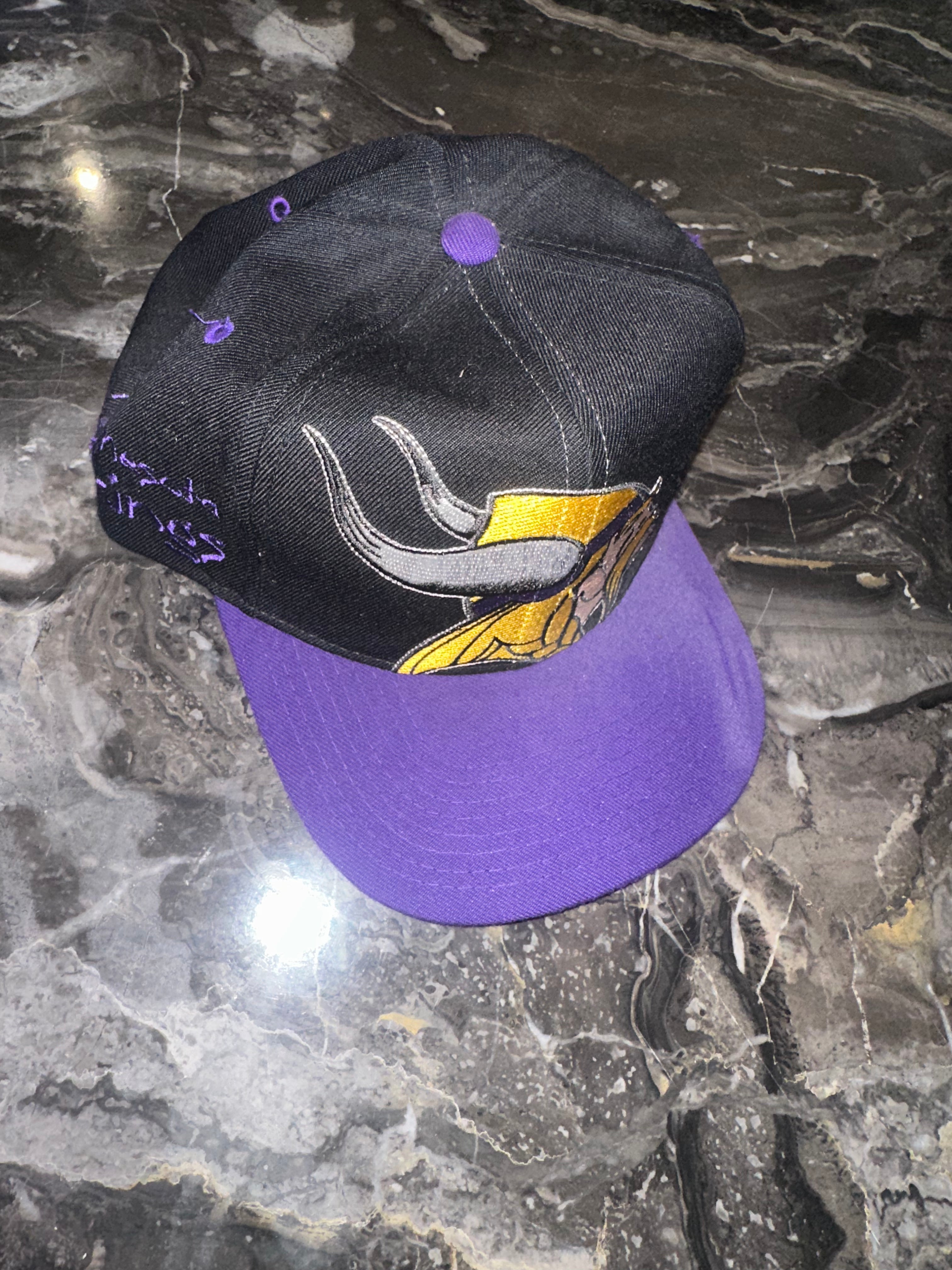 Chris Brown Vikings Hat