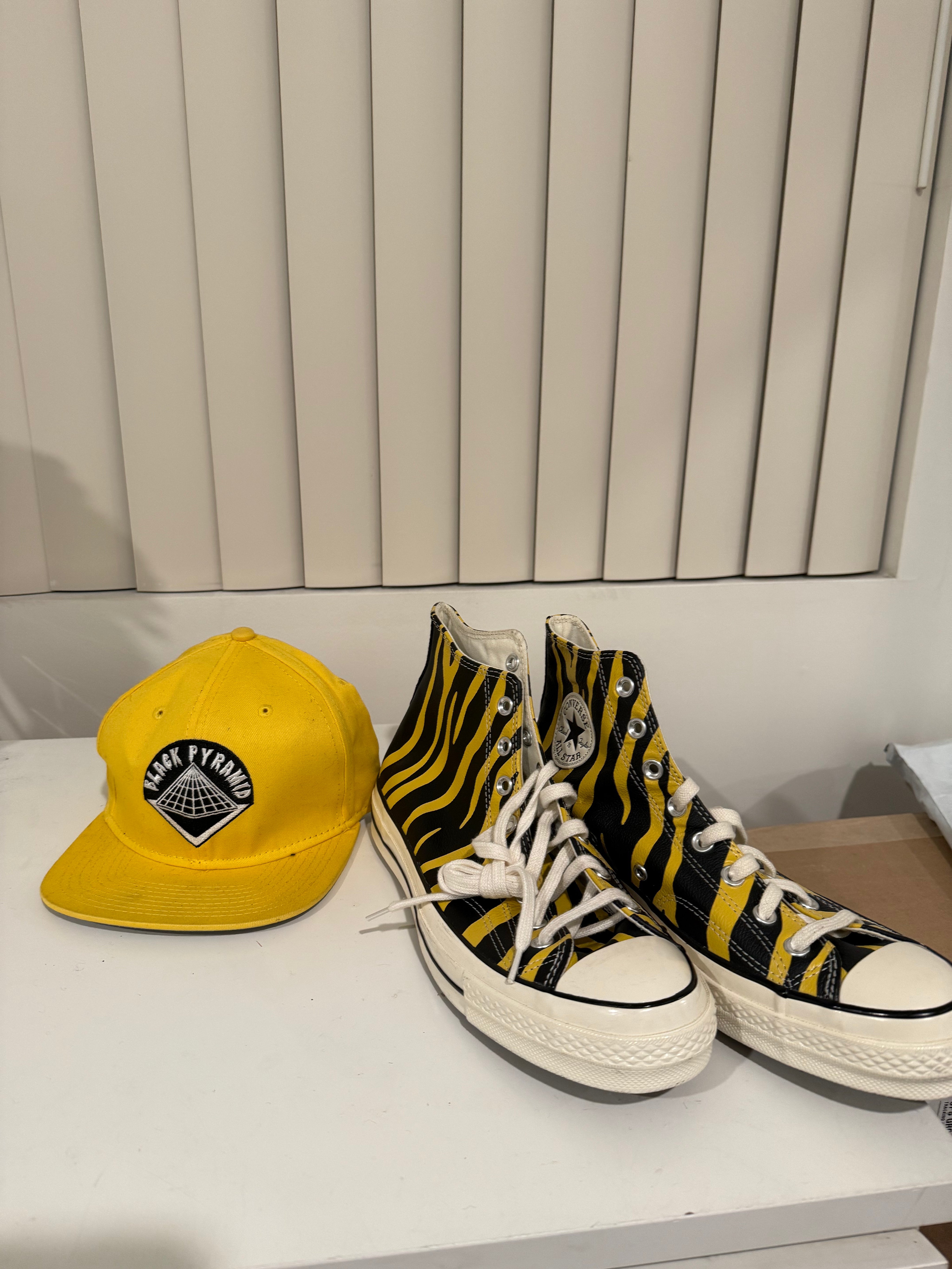 Chris Brown Black & Yellow Pyramid Bundle