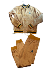 Chris Brown Black Pyramid Set
